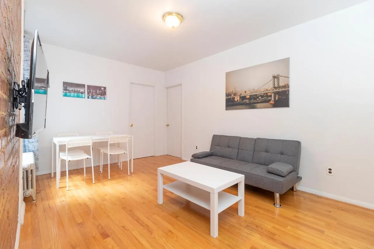 The Upper East Side Monthly Rentals Apartments New York USA