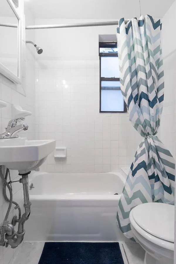 The Upper East Side Monthly Rentals Apartments New York USA