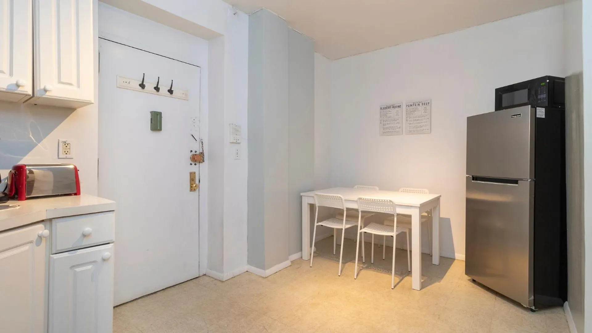 The Upper East Side Monthly Rentals Apartments New York USA
