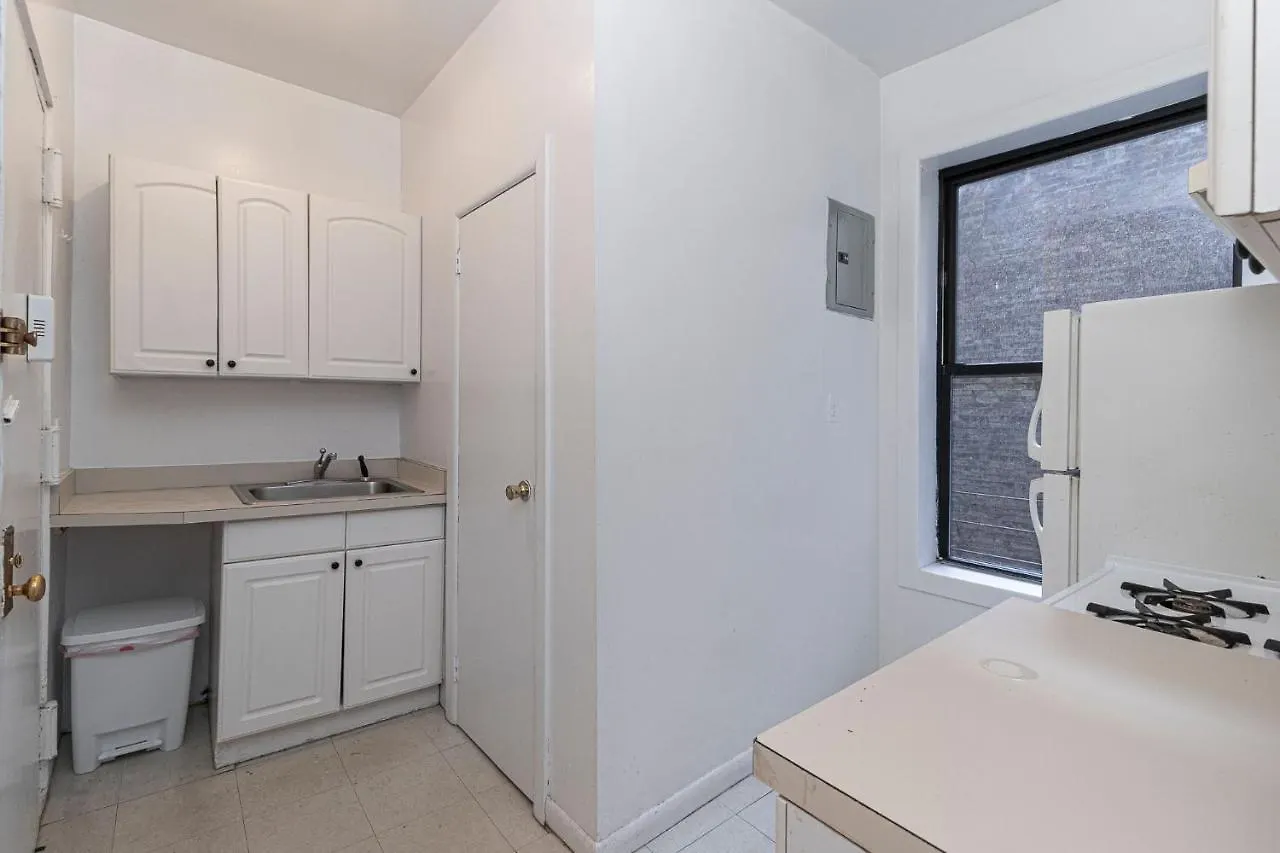 The Upper East Side Monthly Rentals Apartments New York 0*,