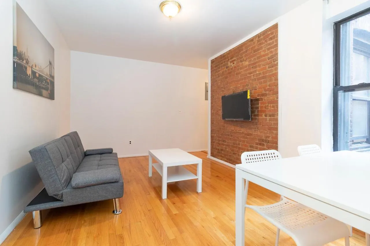 The Upper East Side Monthly Rentals Apartments New York 0*,  United States