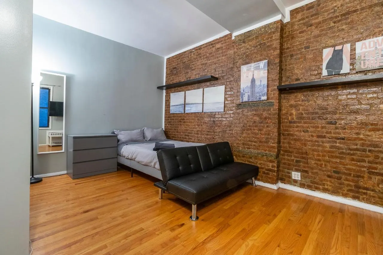The Upper East Side Monthly Rentals Apartments New York 0*,